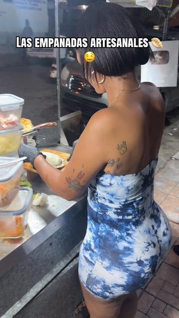 @dlucyempanadas