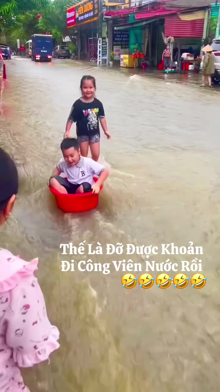 @Ho&agrave;ng Nam