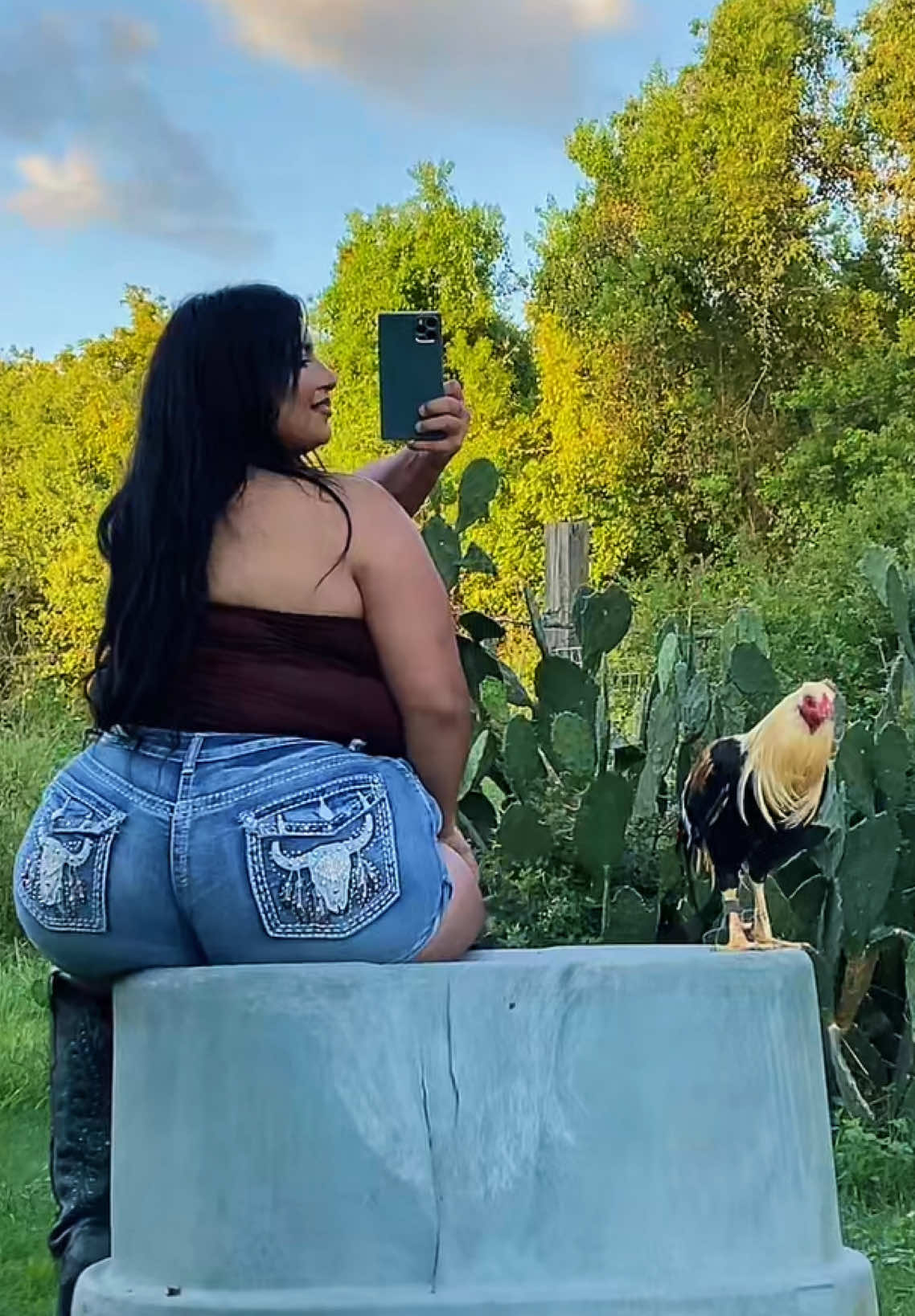 @Curvybaybee93