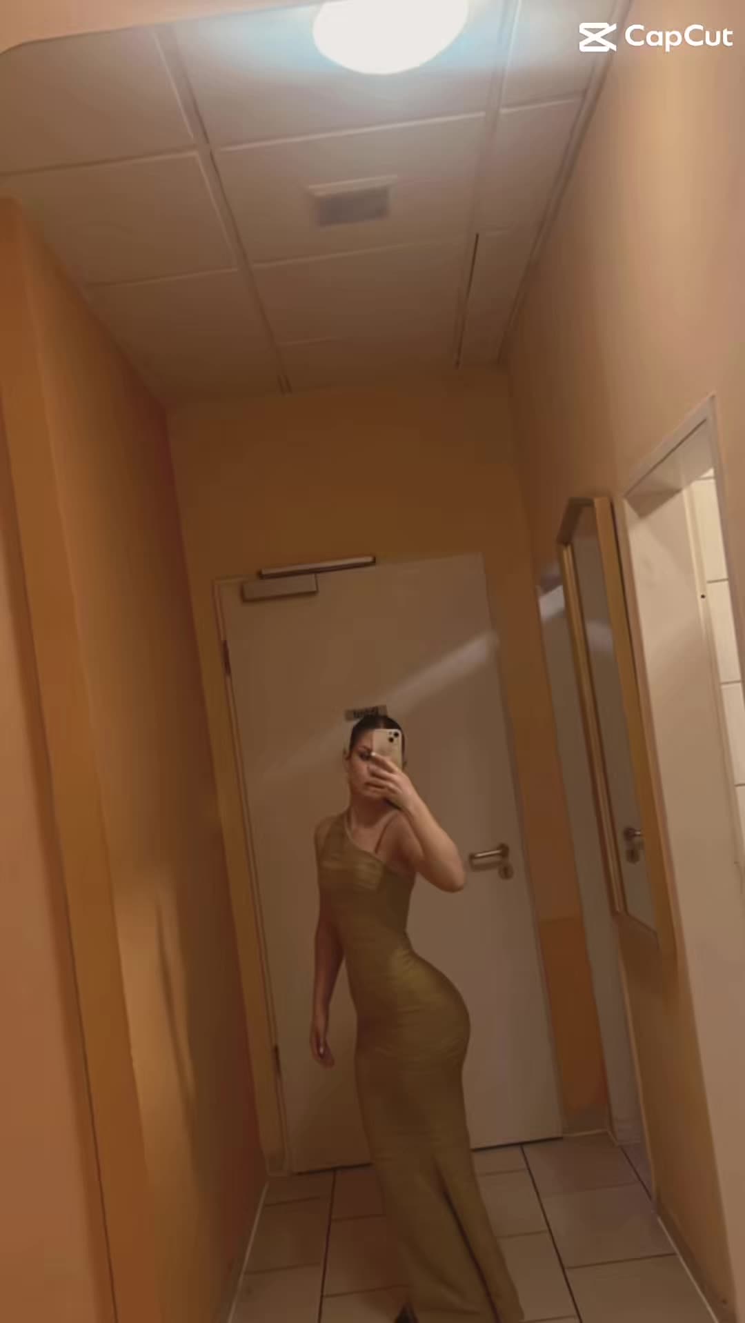 @Lili Gavrilova