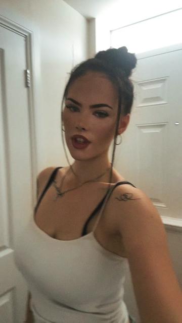 @Evie x
