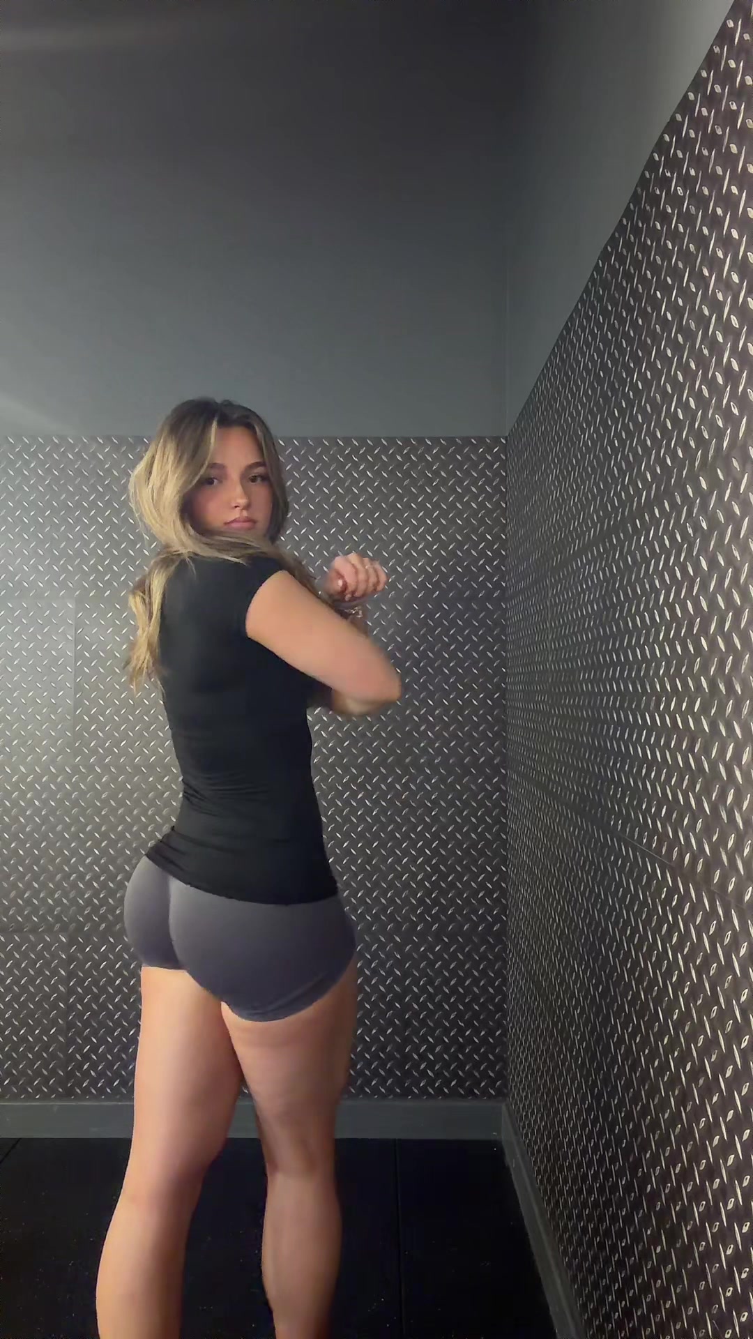 @lilyderenzyfit