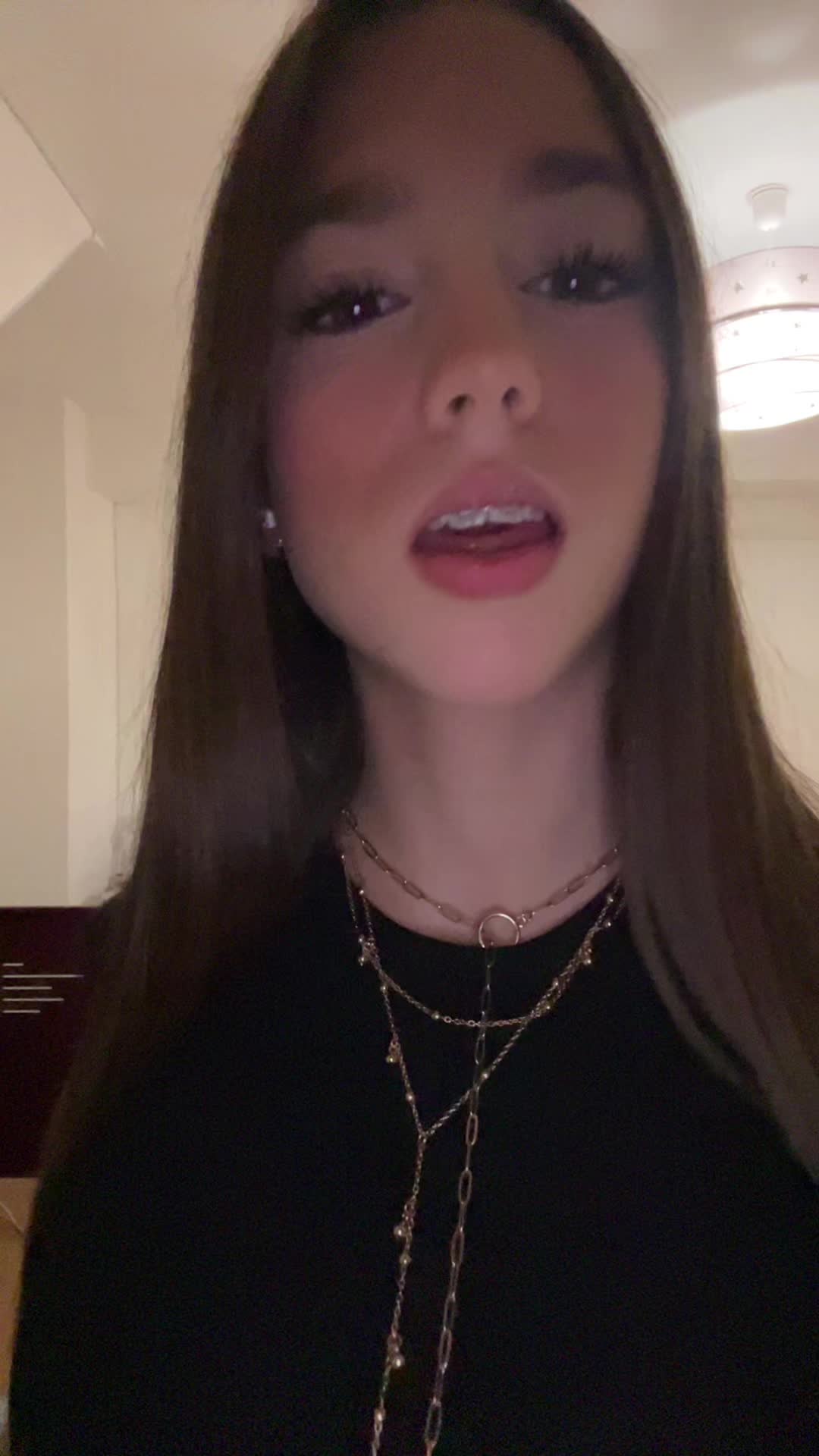 @Loulou24