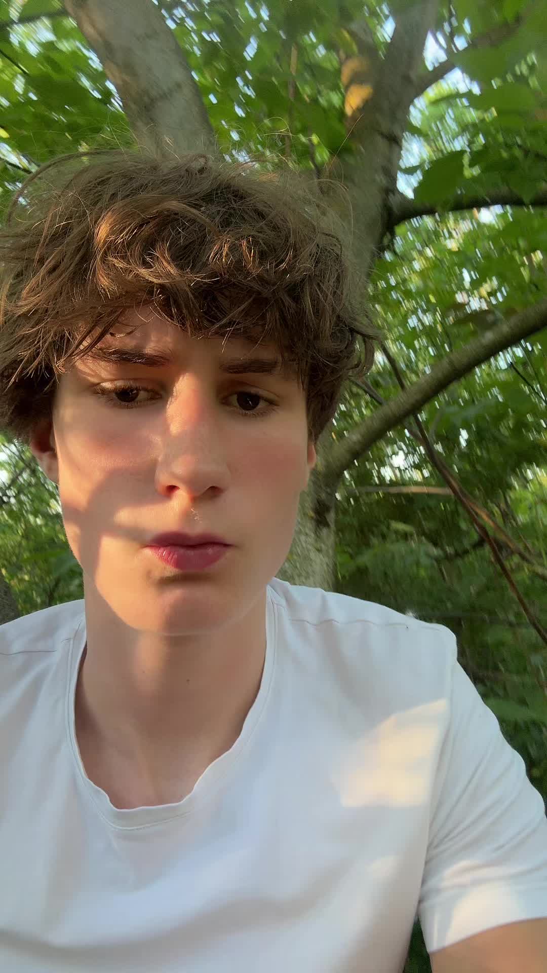 @performativegoy0