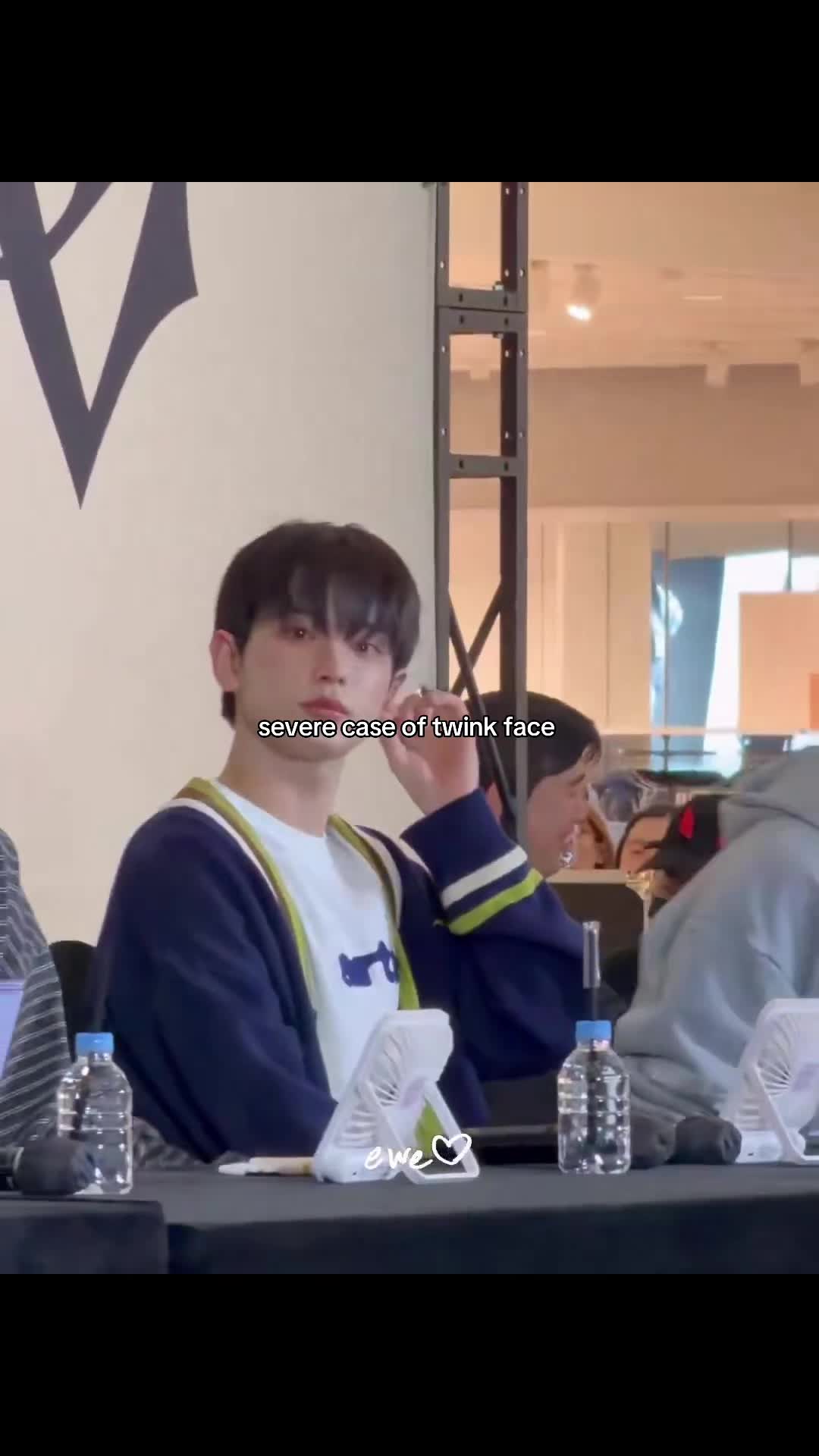 @vel
