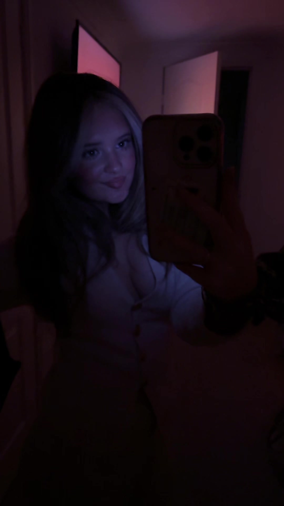 @Poppyolivia