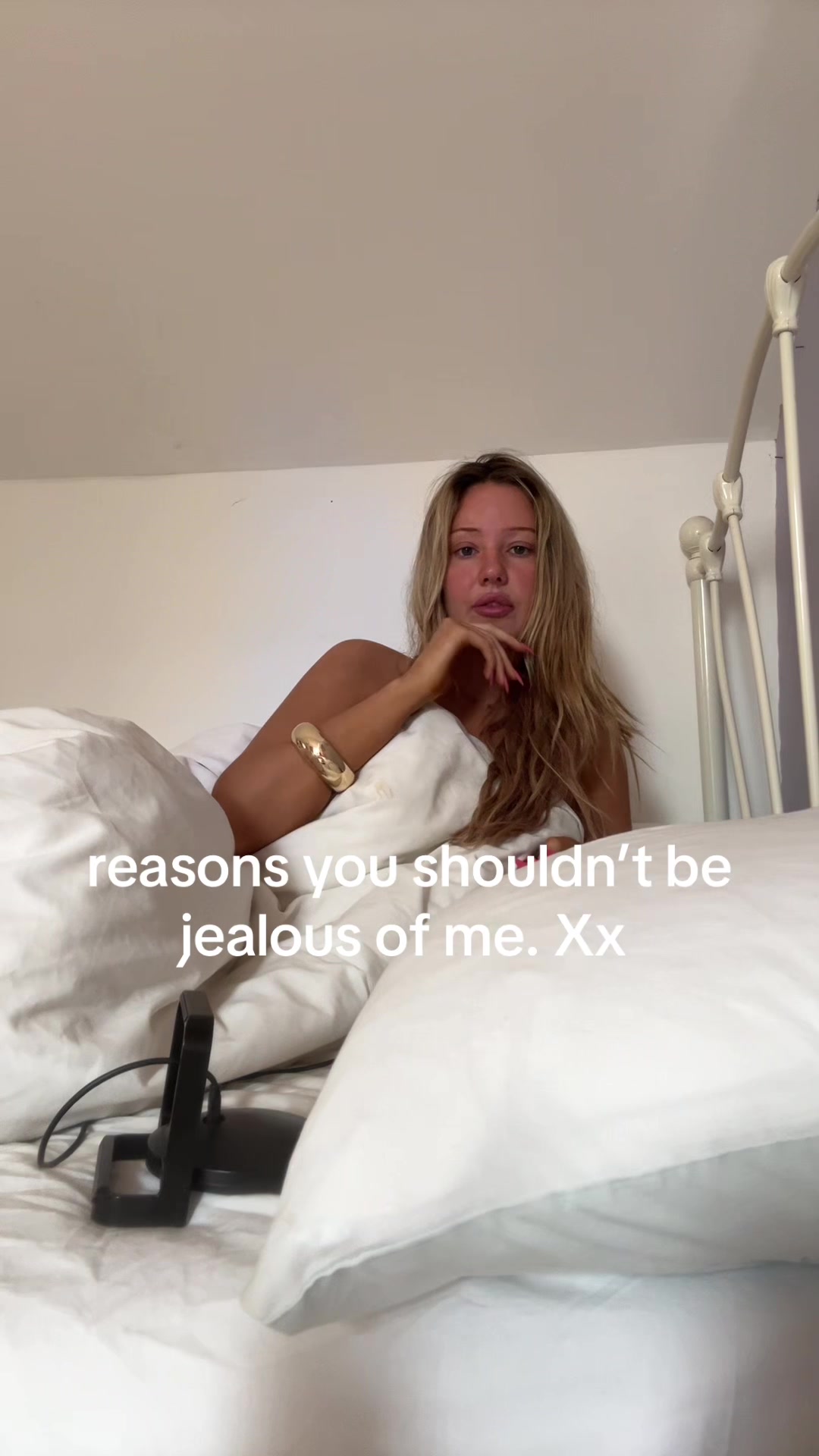 @izzigshore