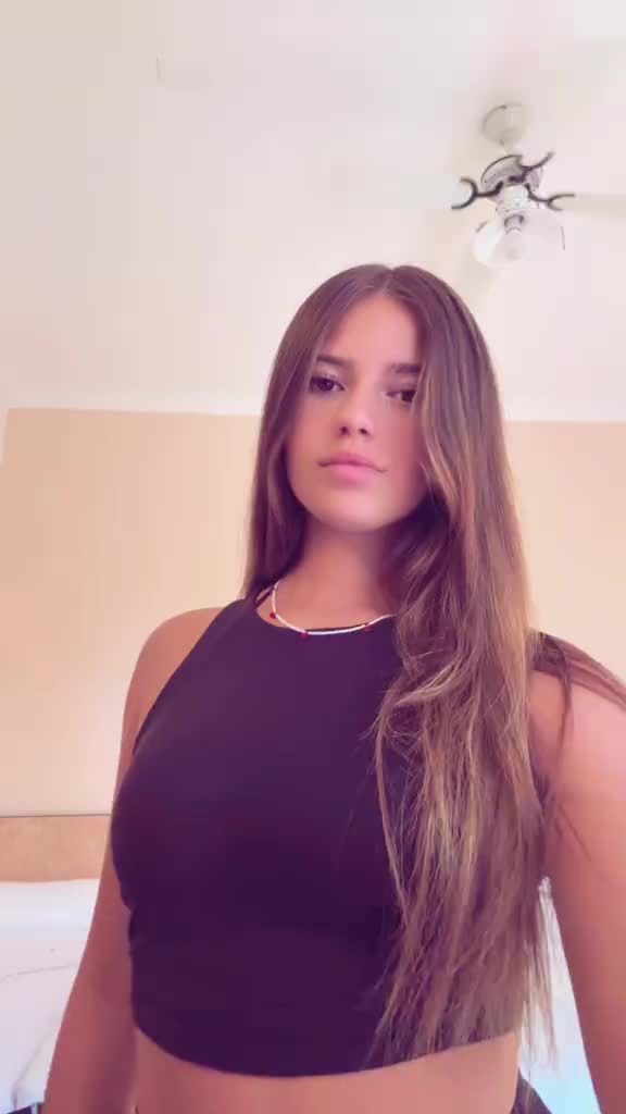 @cloecarpino__