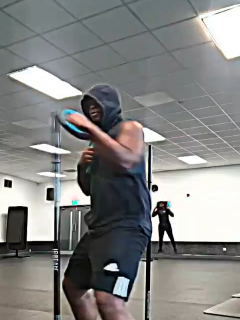 @Mr 6Foot3+