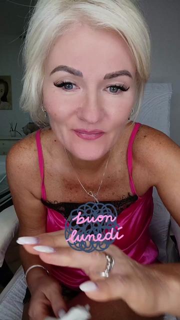 @Cecilia_Radu