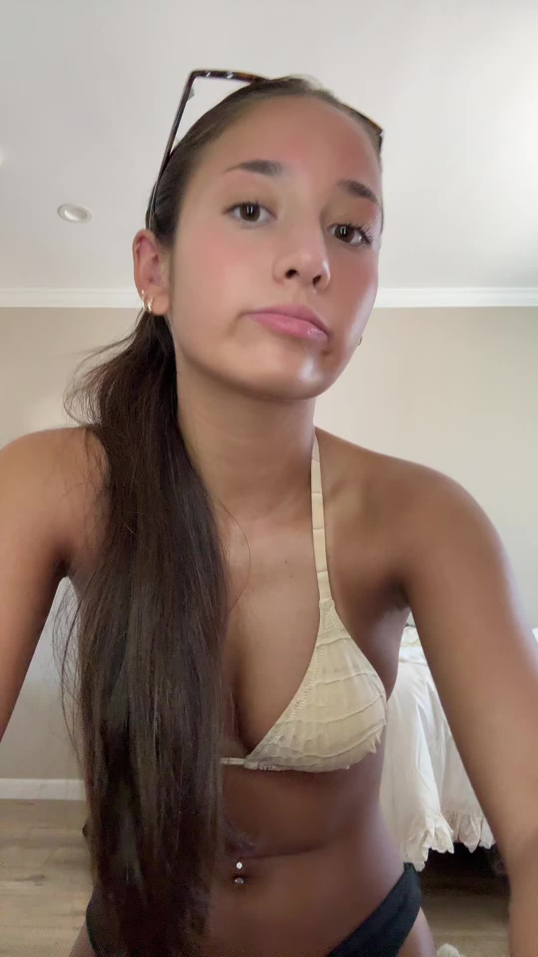 @Alexis