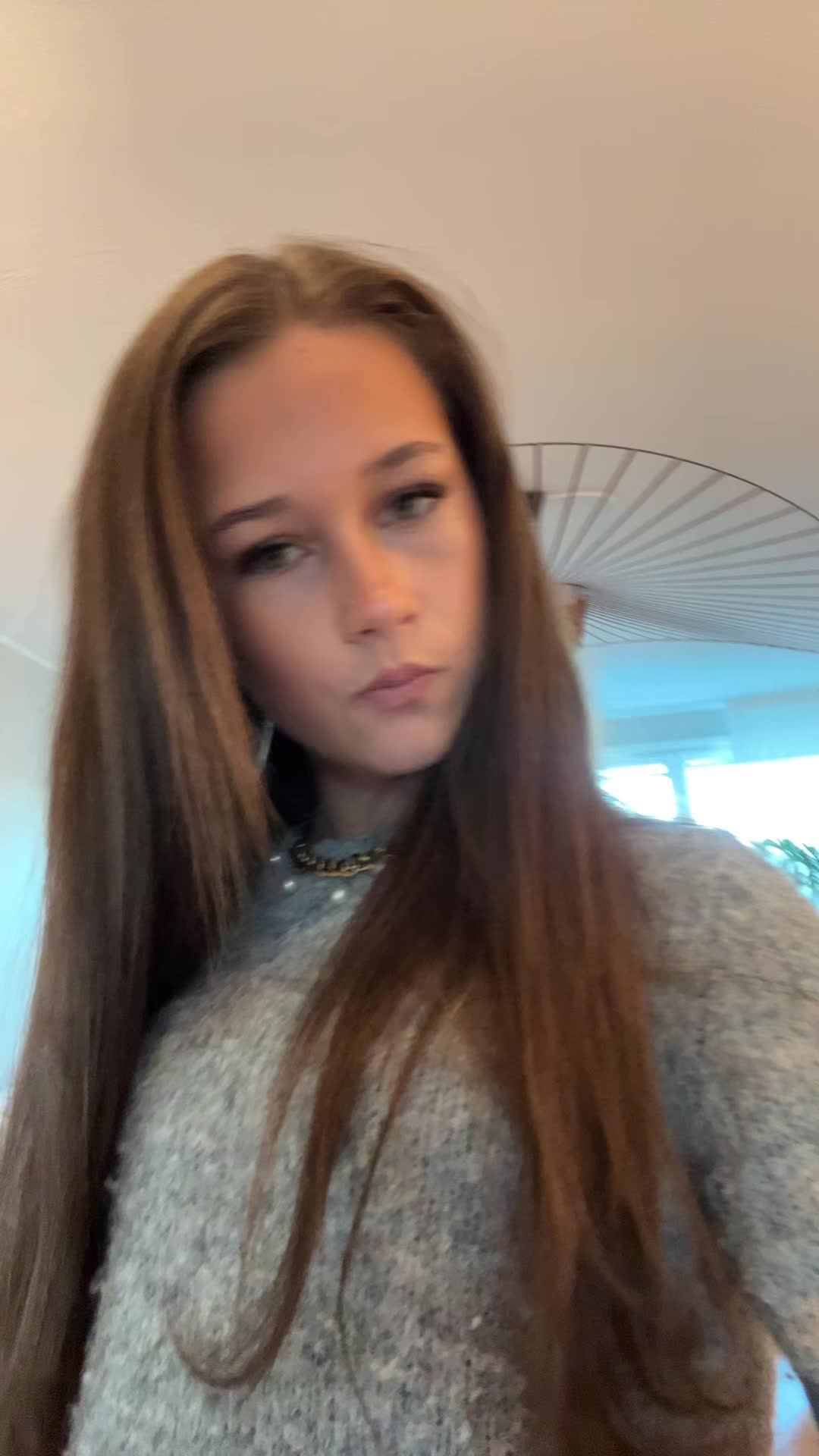 @tyra