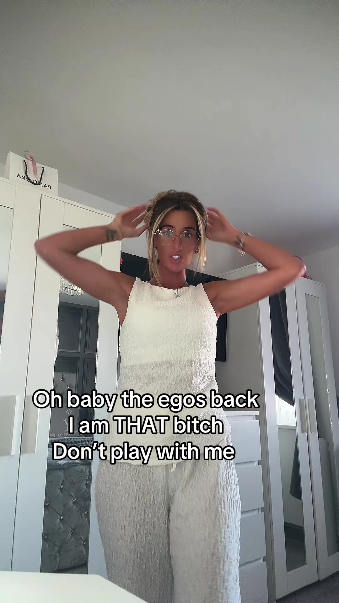 @Vickie 🦋