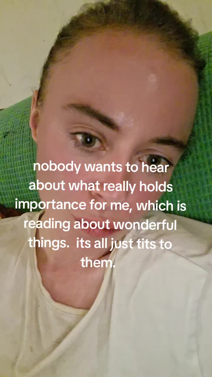 @lollyybmnqh