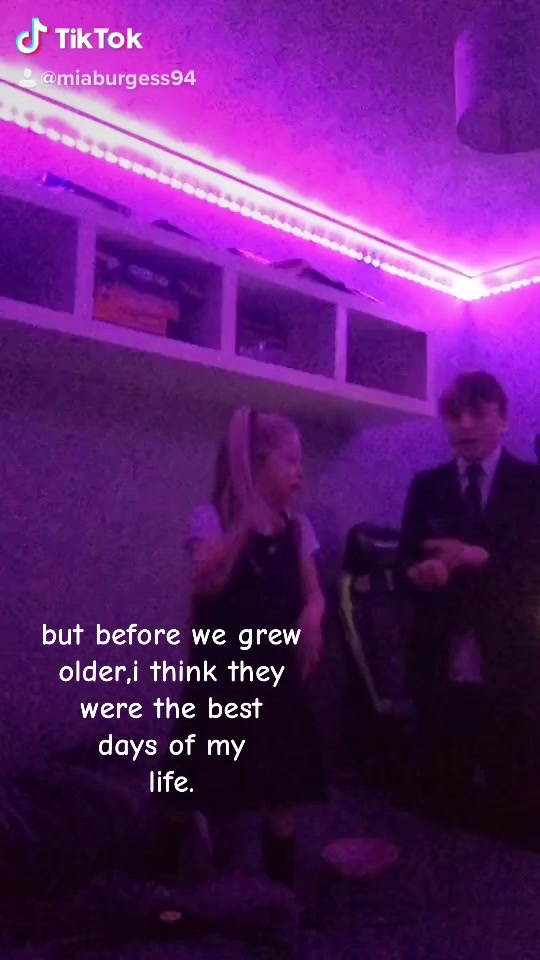 @𝐦𝐢𝐚~𝐫𝐨𝐬𝐞✨