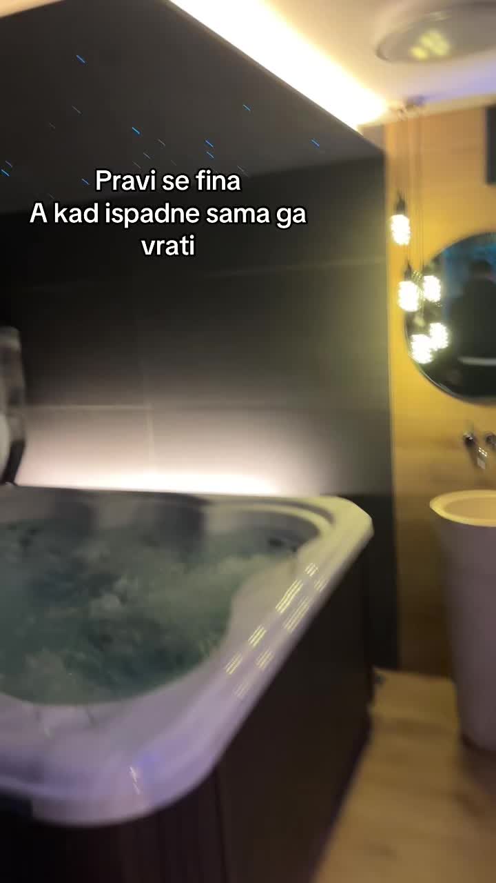 @crni_c