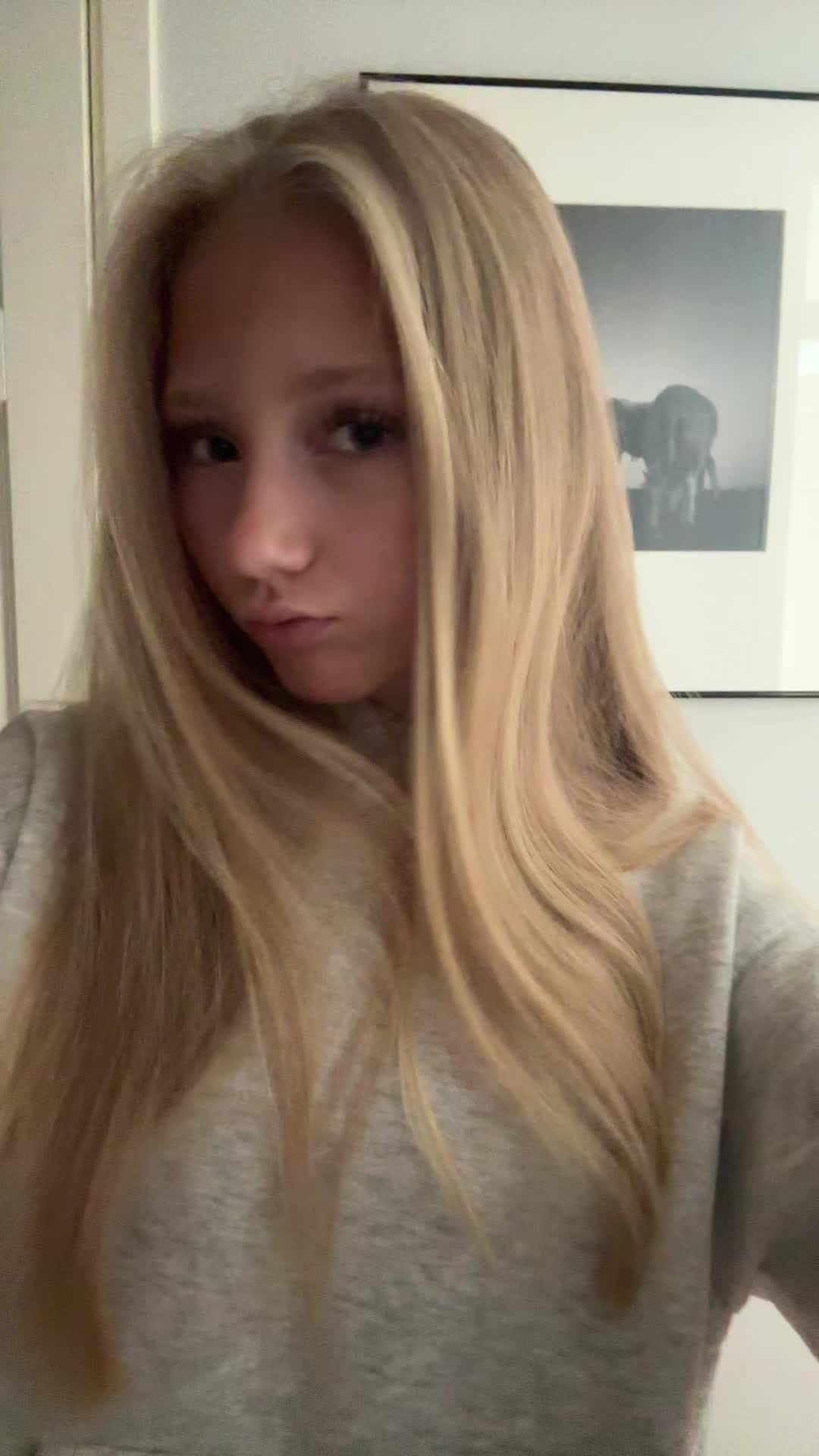 @S🦄
