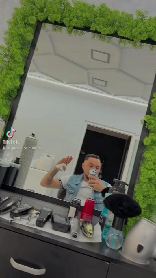 @Gabriel &Oslash;ff&iuml;c&iuml;&auml;l