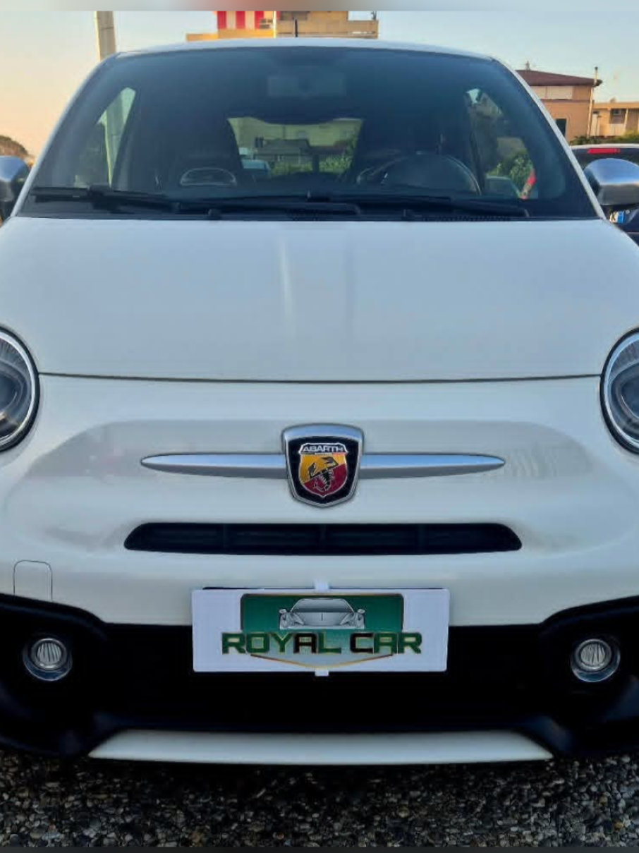 @RoyalCarRC