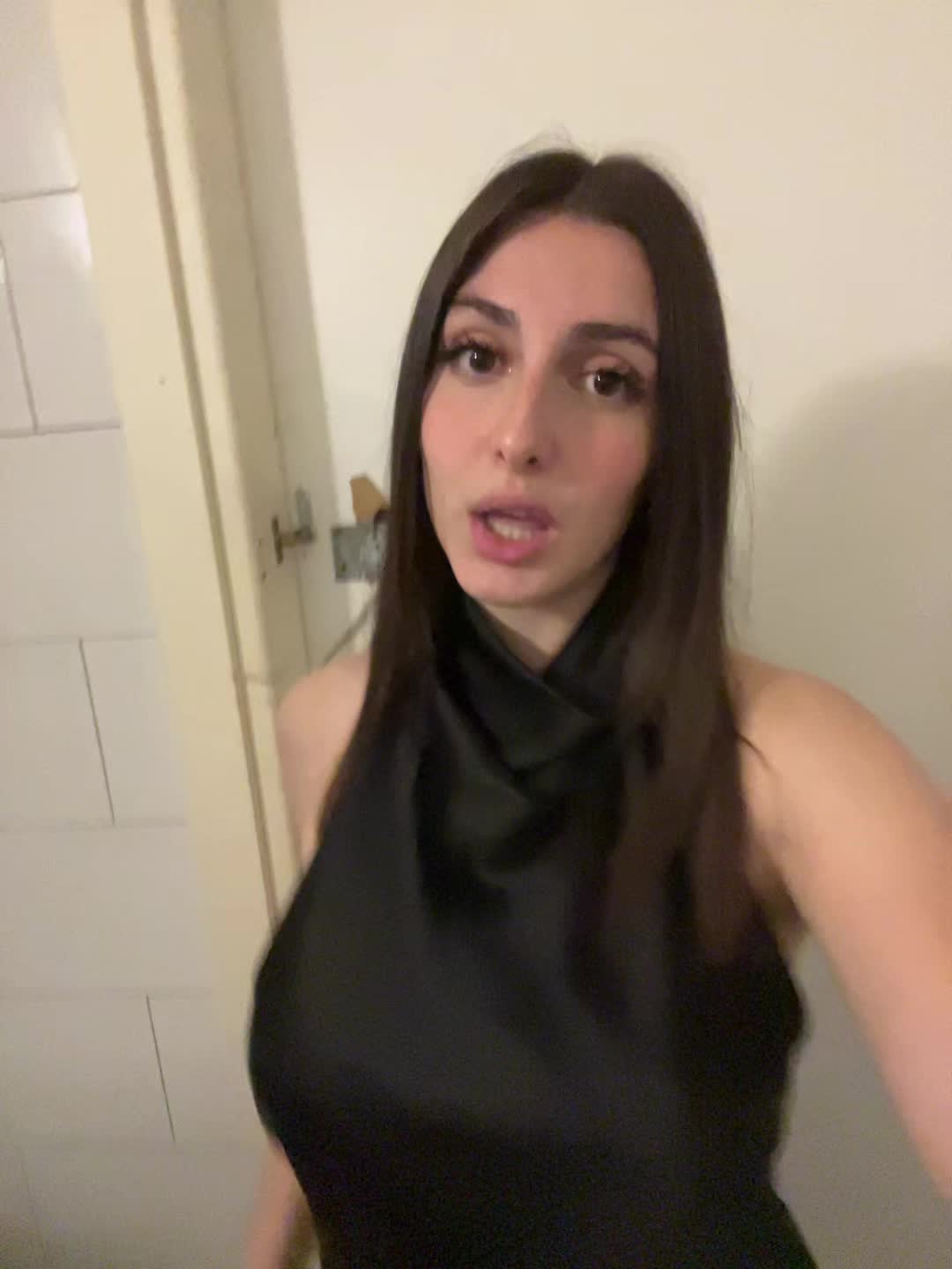 @R⭐️