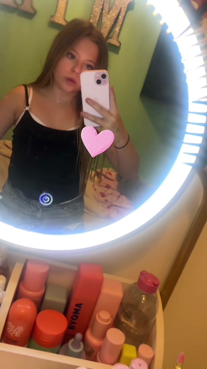@𝐦𝐢𝐚~𝐫𝐨𝐬𝐞✨