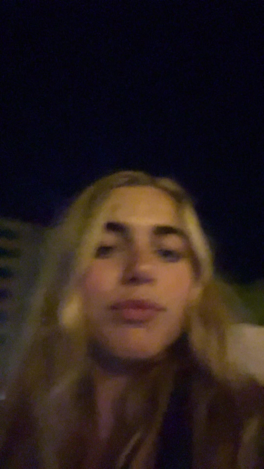 @Esti
