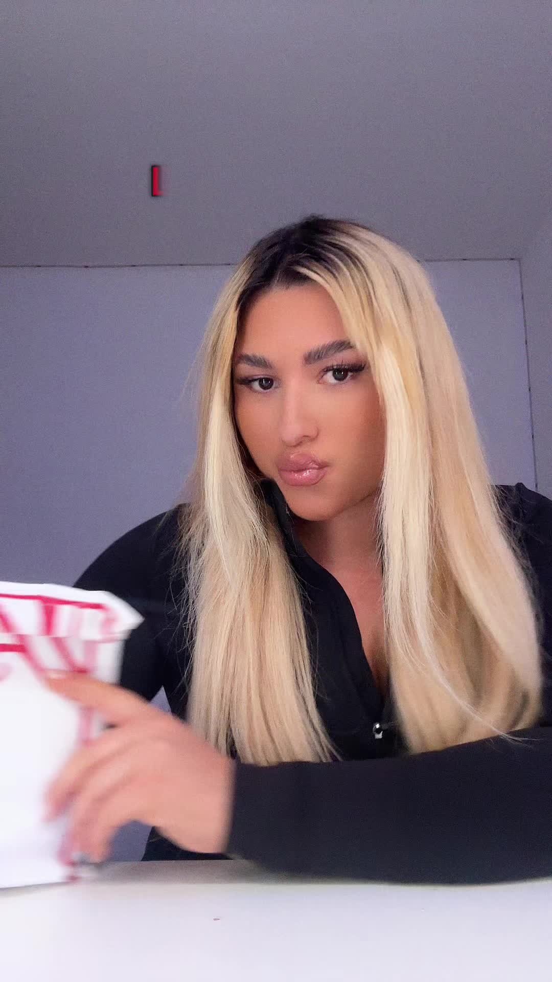 @Blinaoffiziell