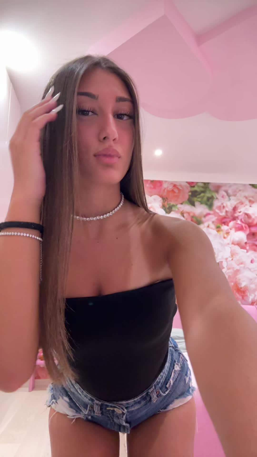 @𝑪𝑨𝑹𝑳𝑨