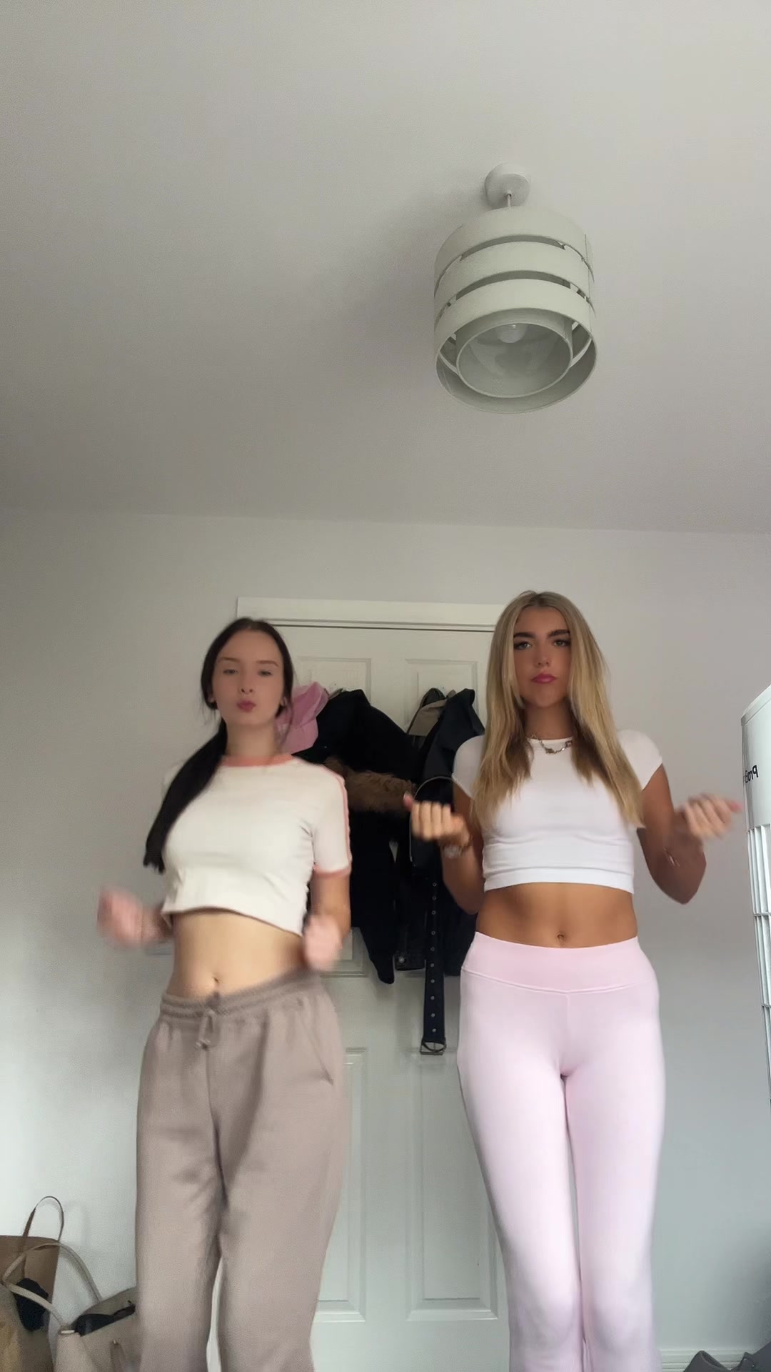 @🪩🎀🫧🍸