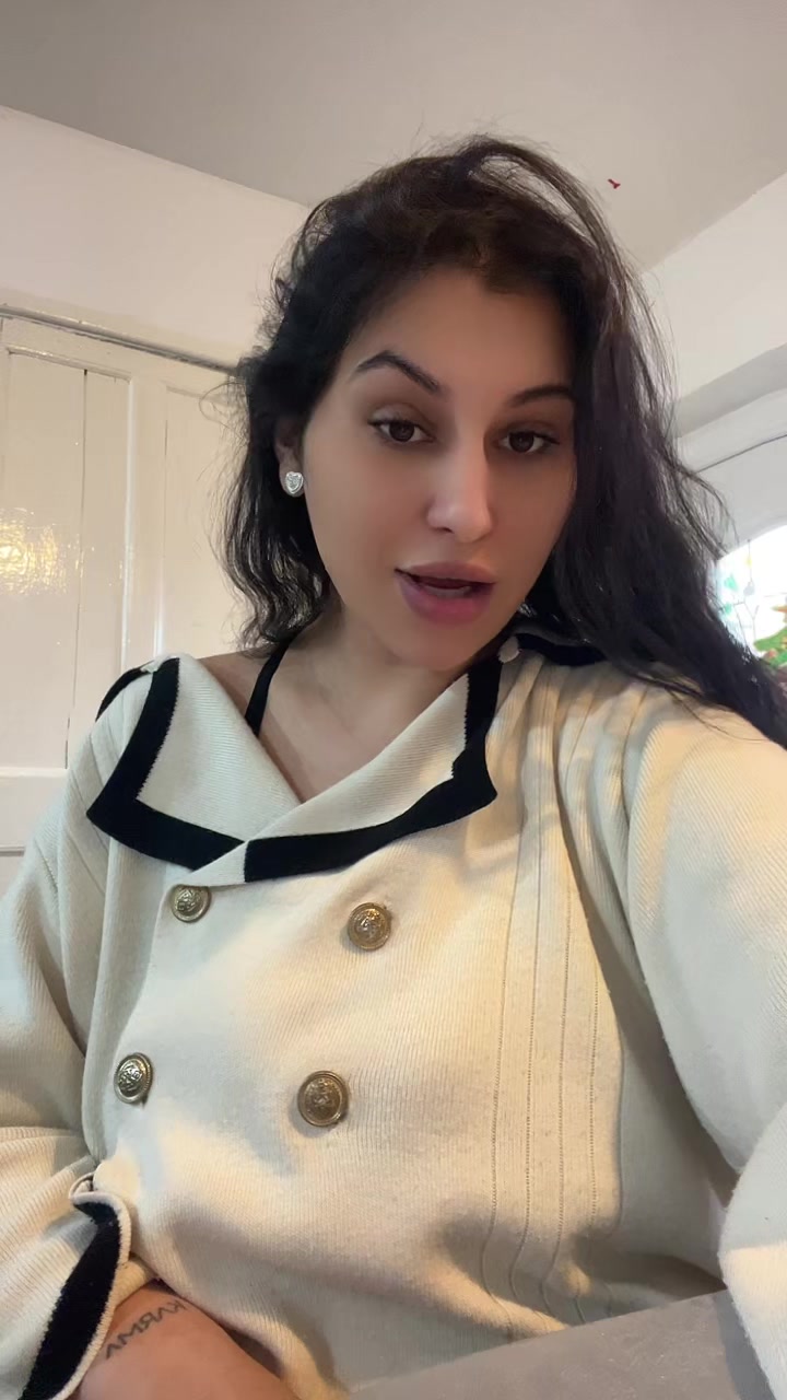 @Iulia✨