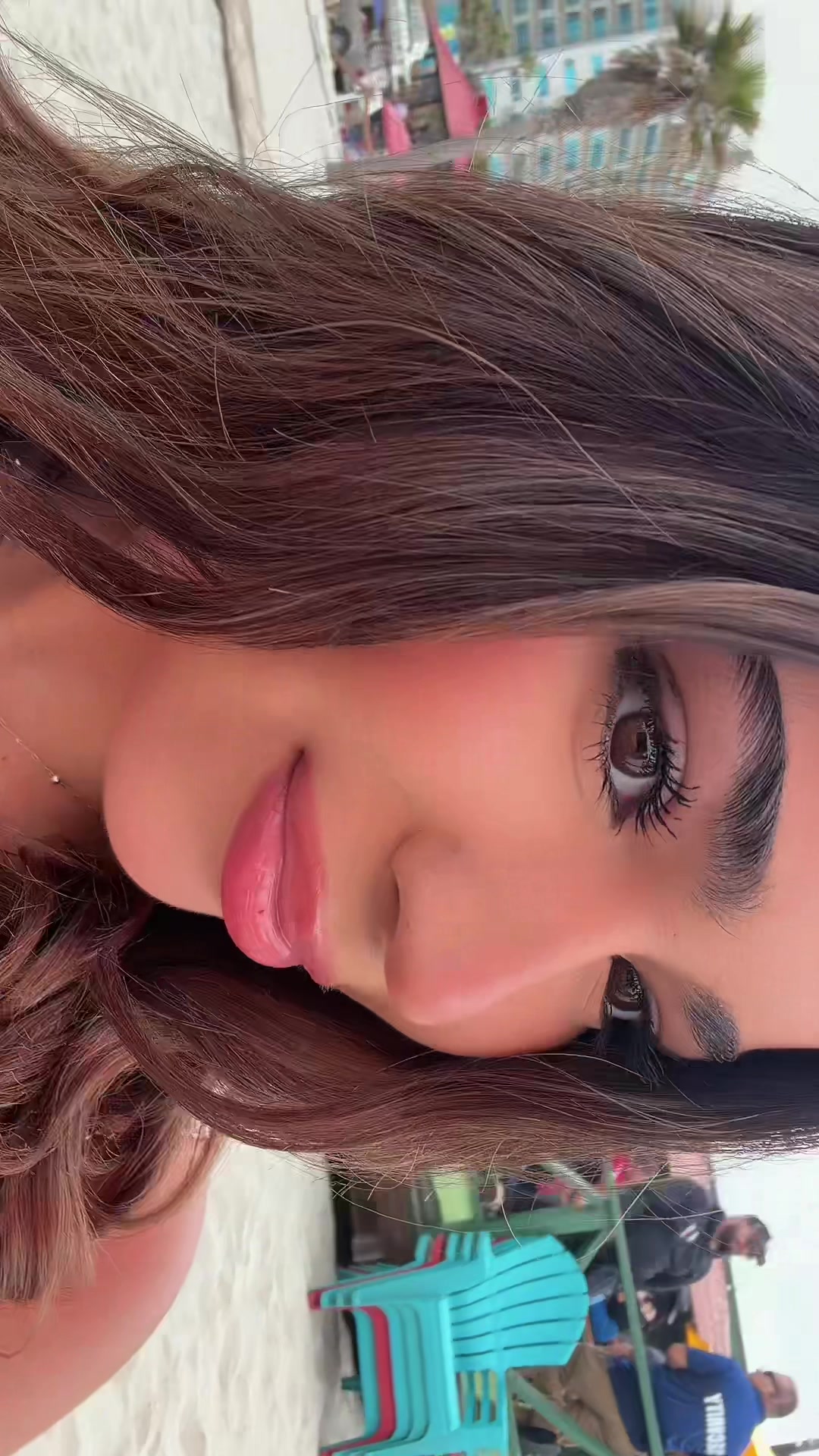 @vivialisss