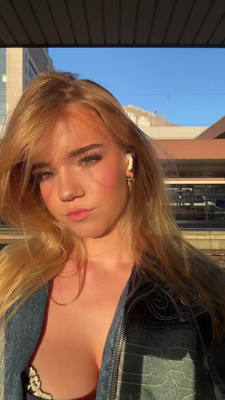 @Naylay