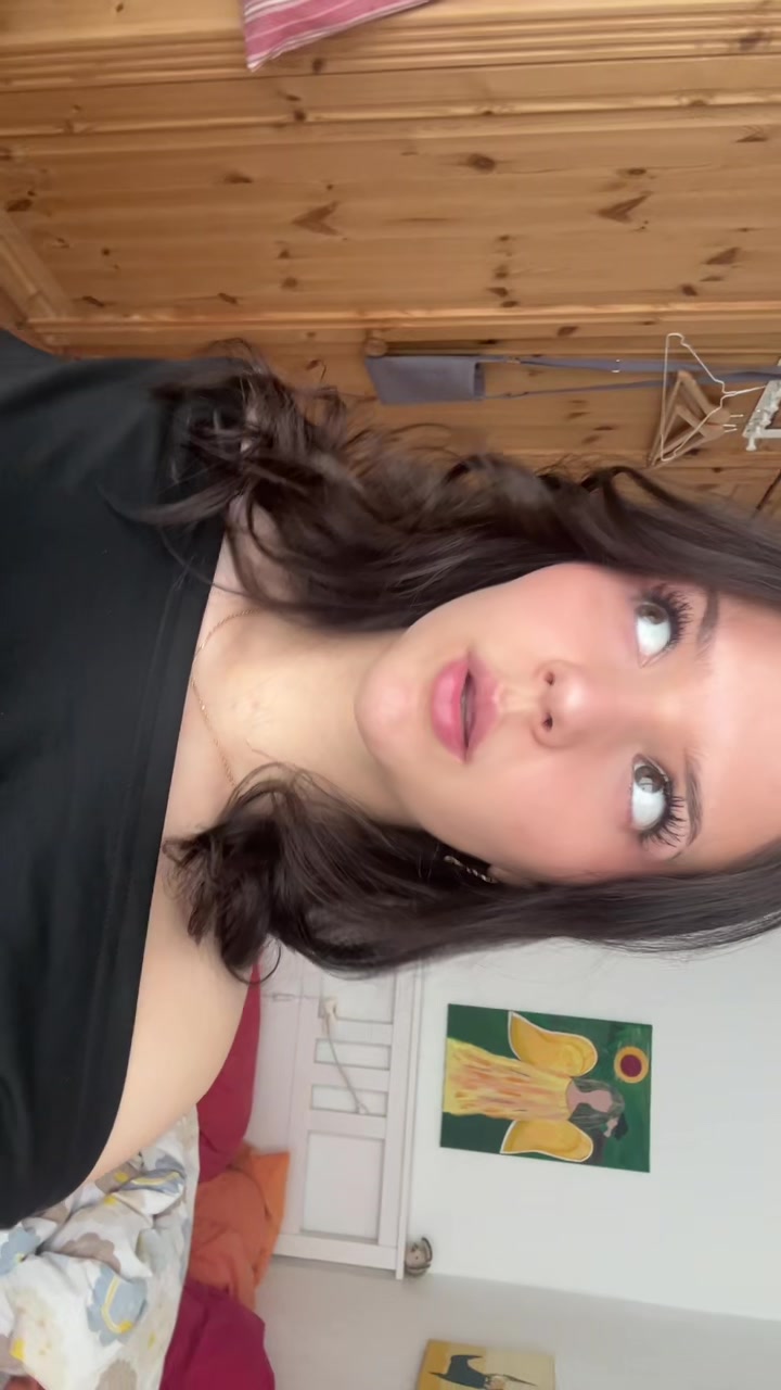 @naomi