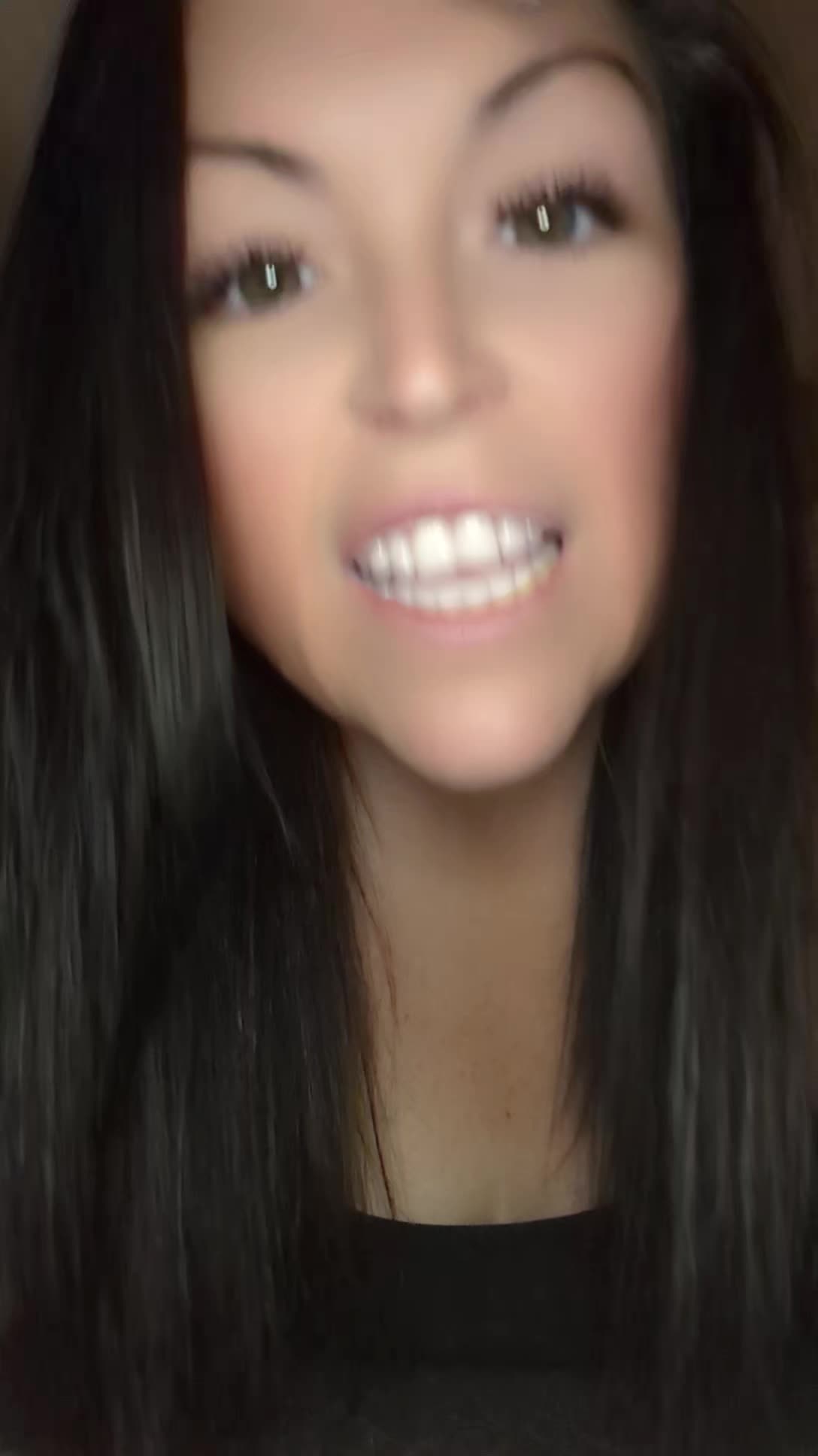 @AshleyJay