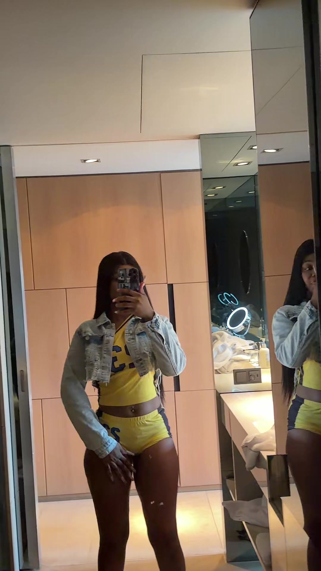 @yaa_tina_