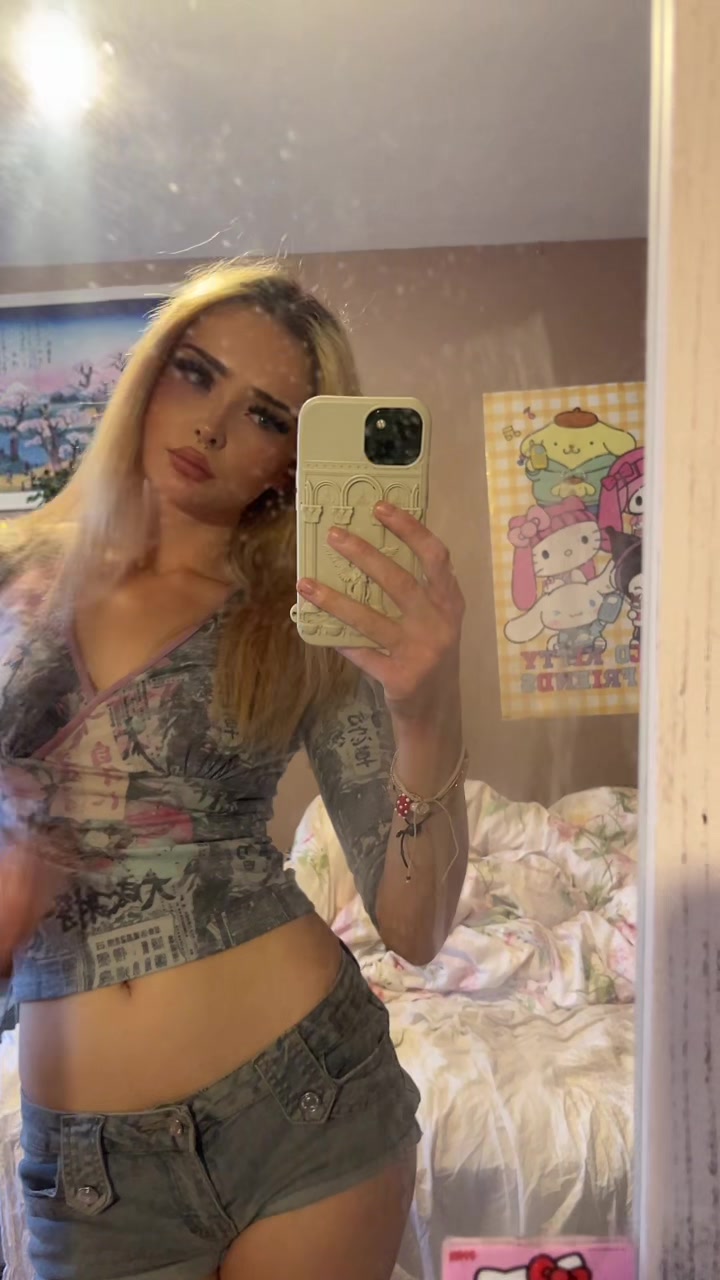 @️m 🐆🧁