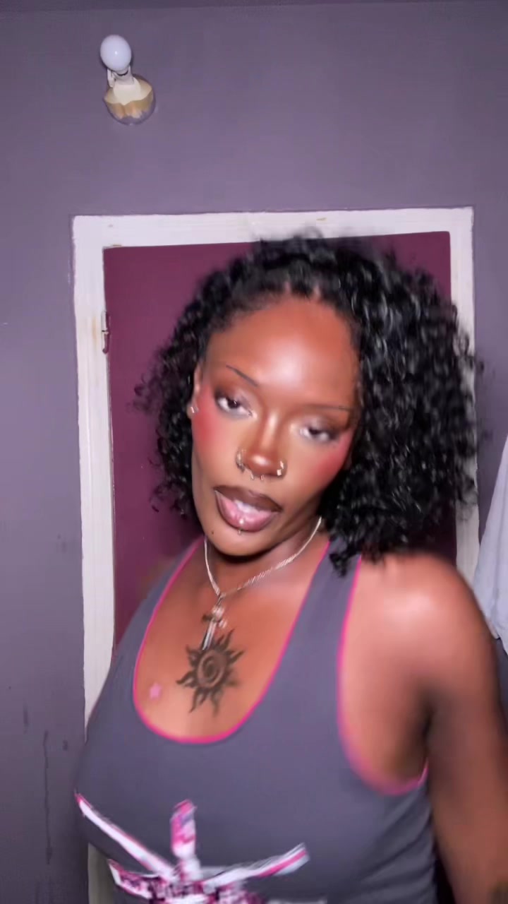 @Cookie Tsunami 🧛🏾♀️