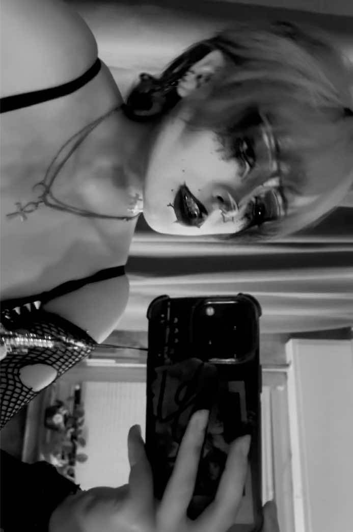 @~𝓂ℴ𝓉𝓉ℯ~