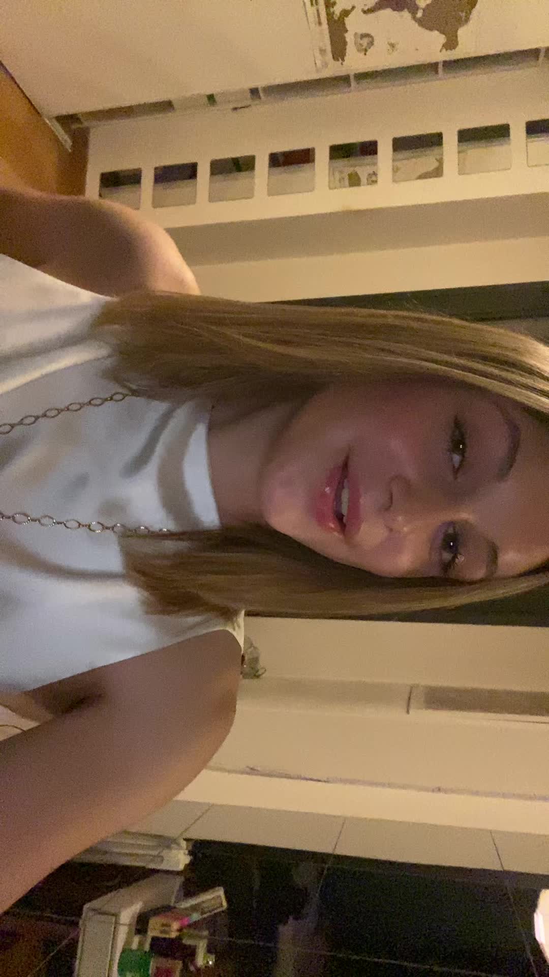 @Angela.kdlr