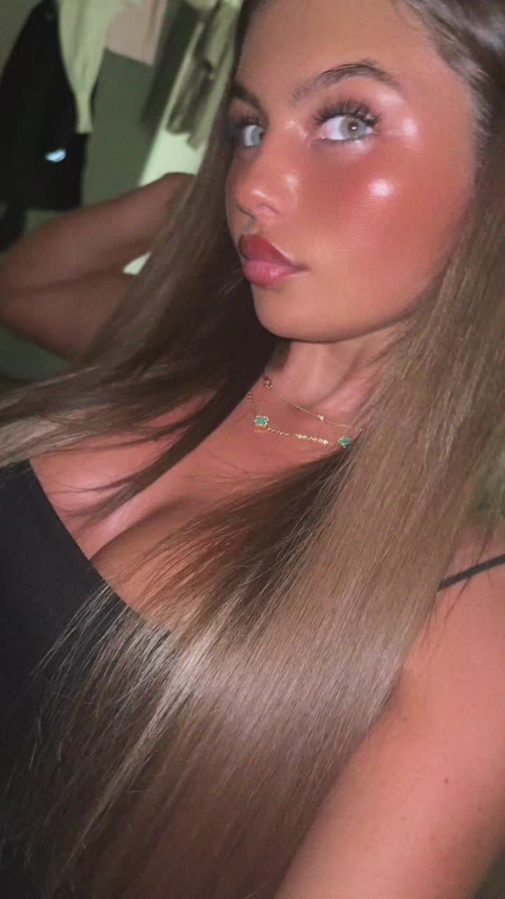 @demilouisewebbb