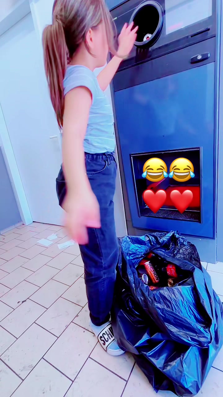 @Manuela🥰❤Brunetika