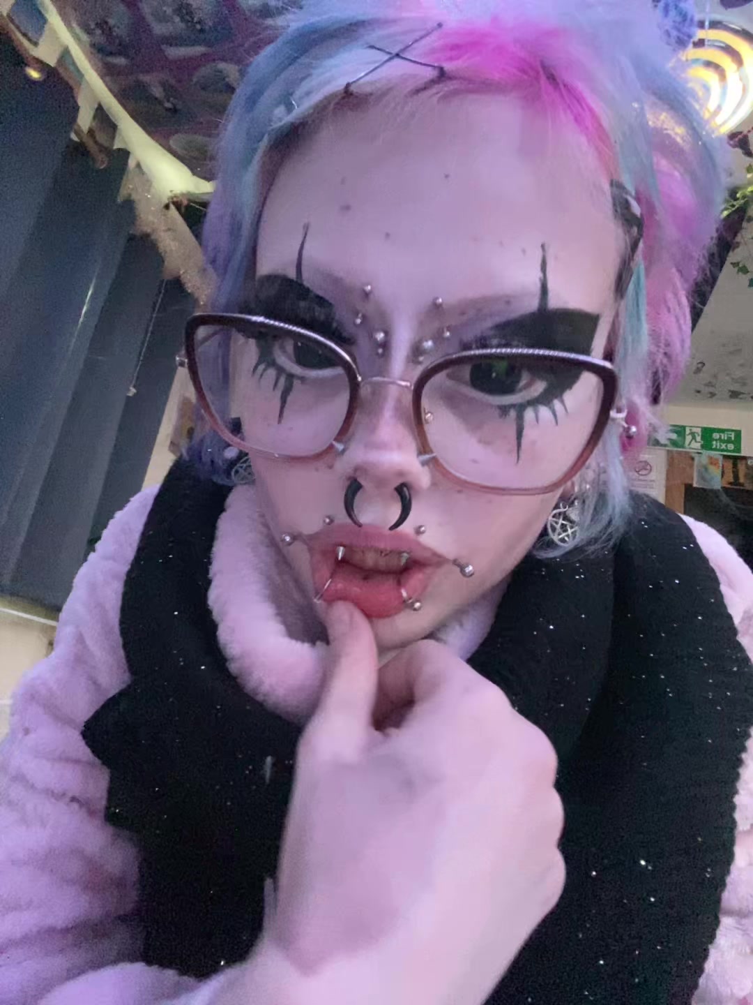 @🌸🦄🪻