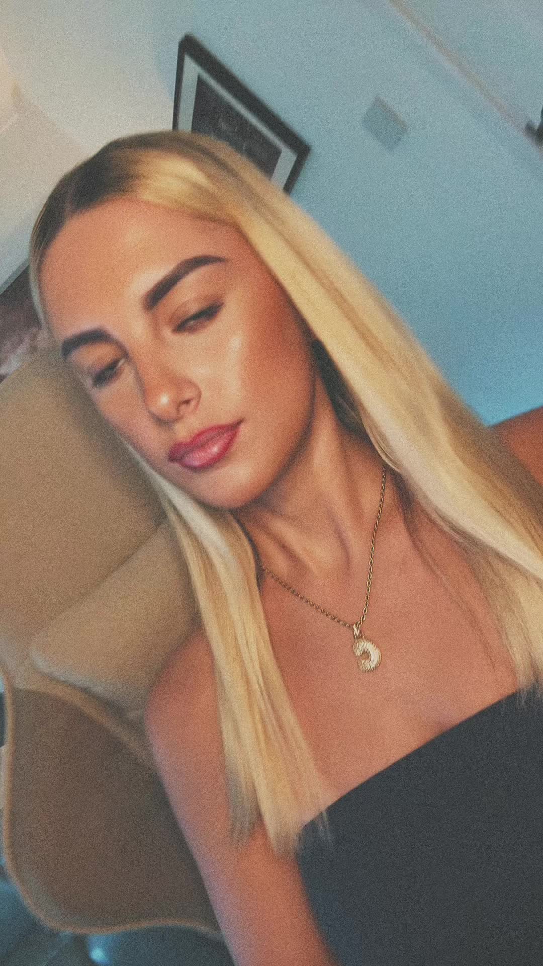 @𝒞𝒽𝒶𝓃𝑒𝓁 𝓈𝓉𝓎𝓁𝑒𝓈ᢉ𐭩