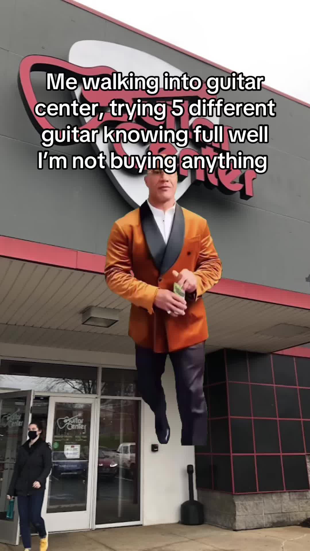 @Noelgallaghersleftkneecap