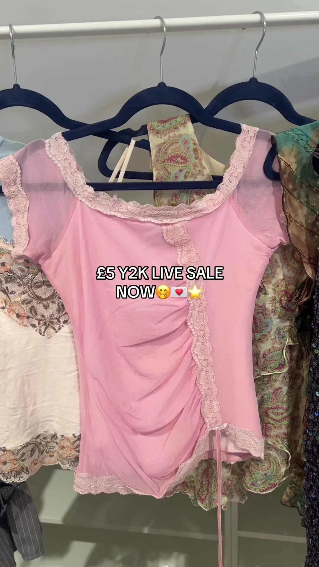 @KittyLoveVintage