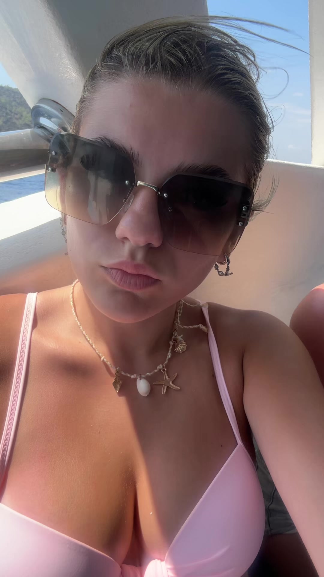 @serenandolivia