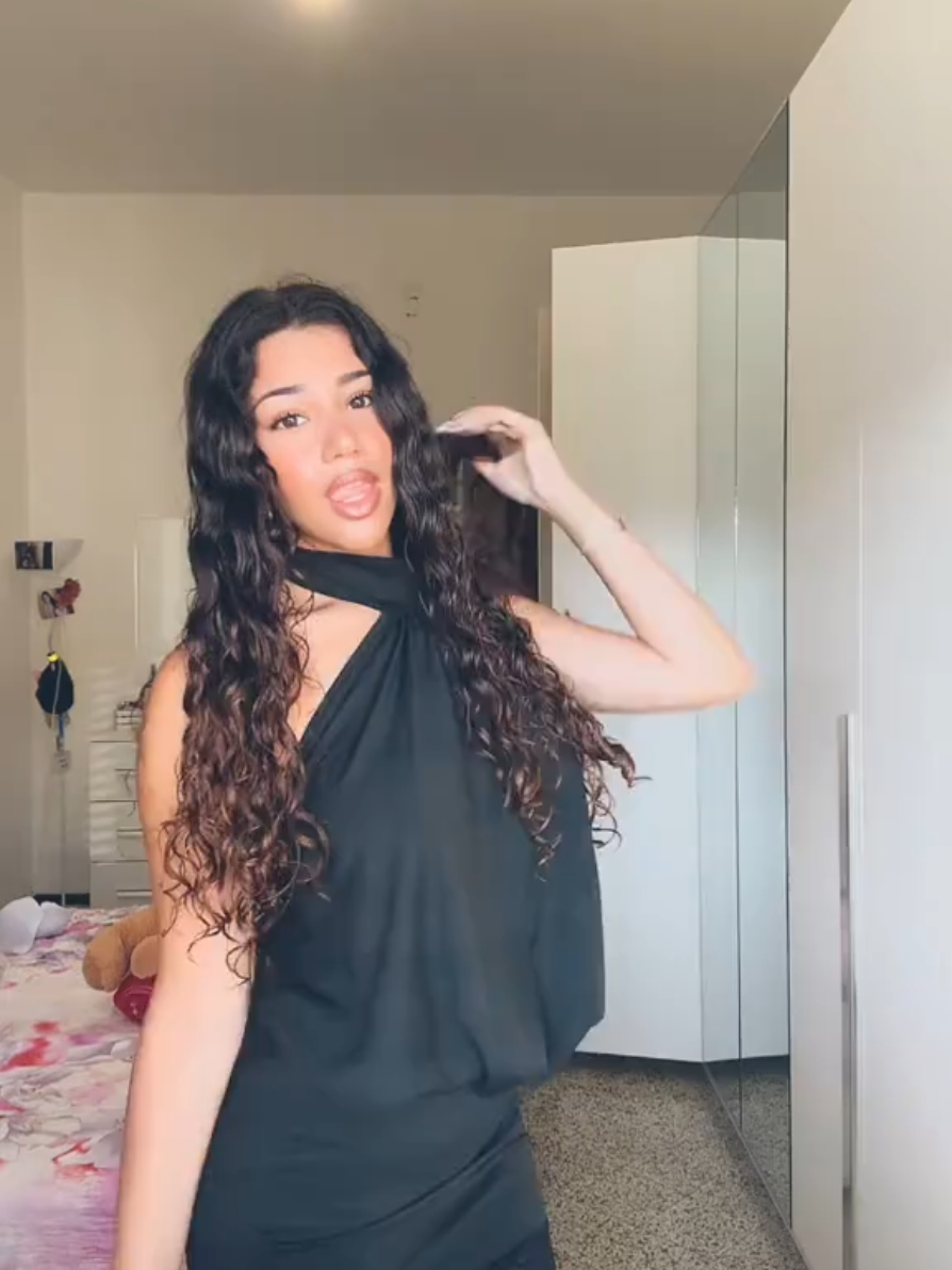 @asi&uacute;