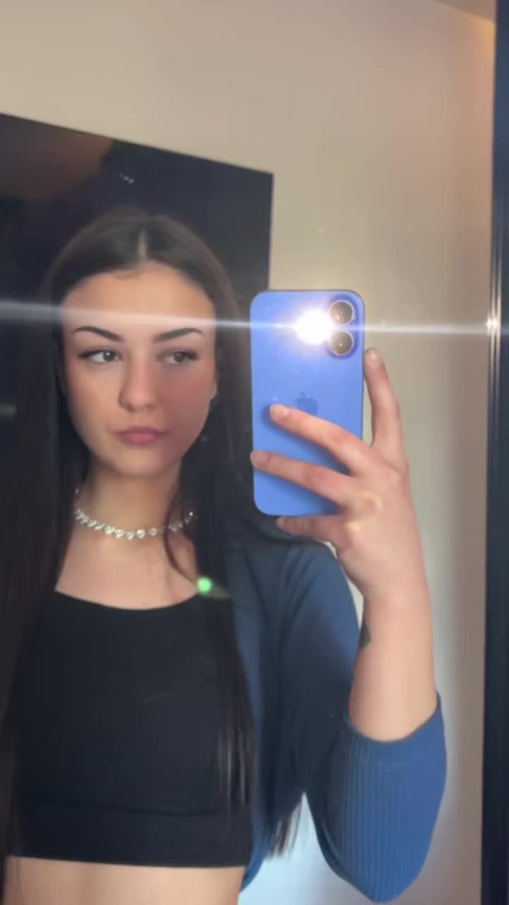@Becky🐱