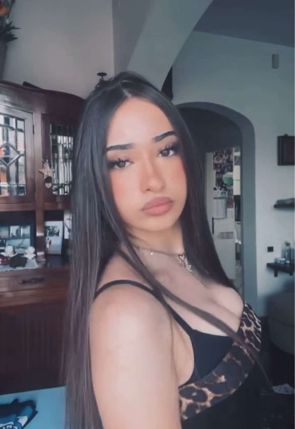 @_.eelena__