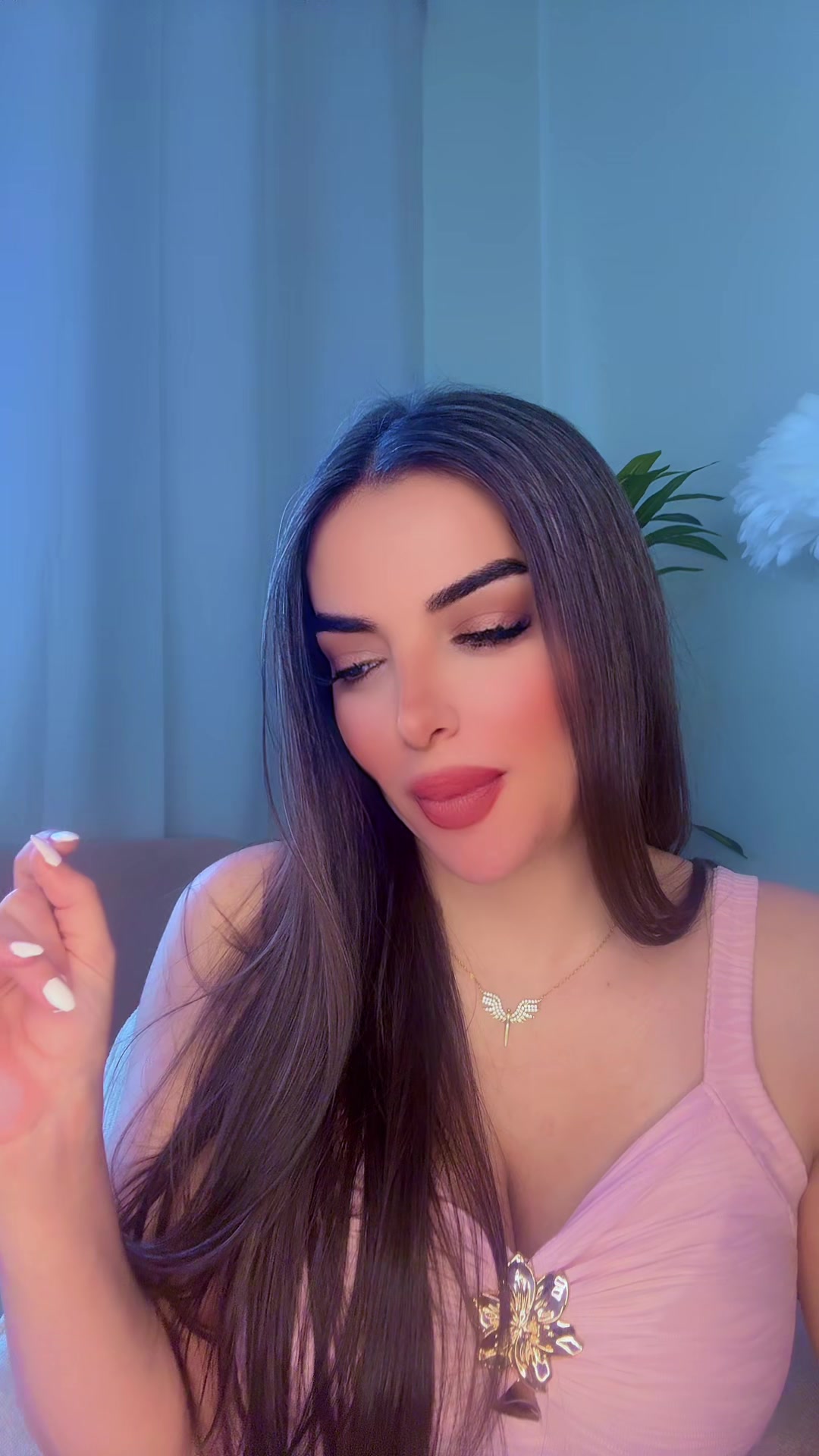 @LOLY💙